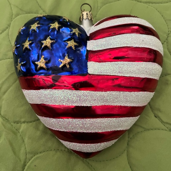 Christopher Radko American Heart Flag Ornament 2002 - Picture 1 of 3